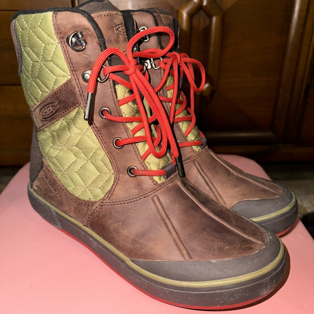 KEEN Women’s Quilted Leather Boots - Green & Brown - 7.5